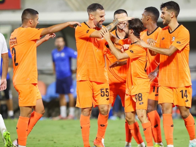 שחקני נס ציונה (מדיה סקציה נס ציונה)